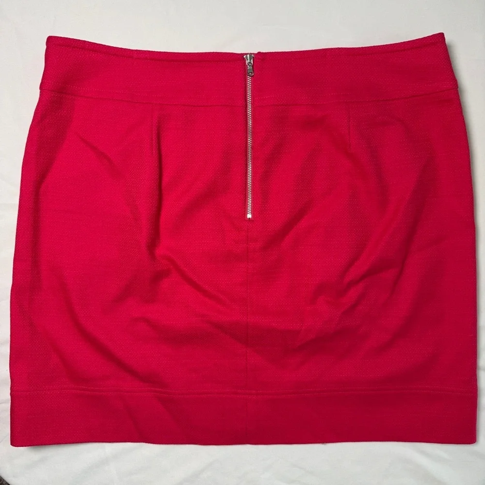 Talbots Cherry Red Mini Skirt Size 16 Textured Pique Zip Back